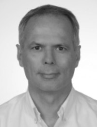  Michal Kwiecinski