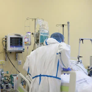 Effect of Prone Position C-ARDS