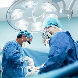 The Value of Surgeon’s Intuition Compared with a Standardised Risk Calculator