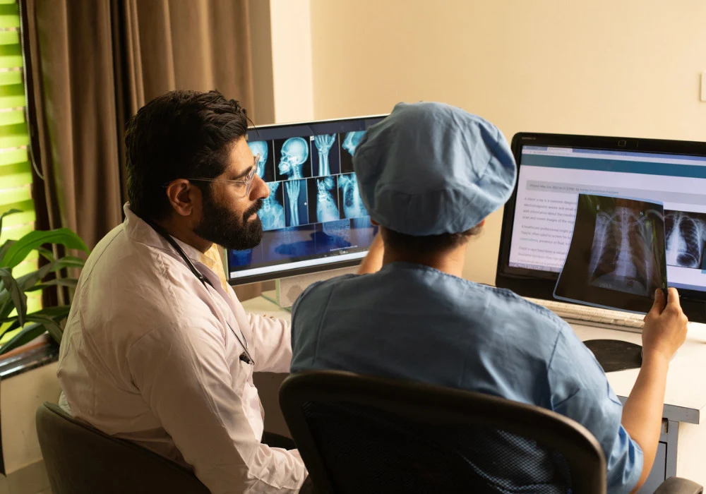 Fine-Tuned LLMs Improve Radiology Report Accuracy