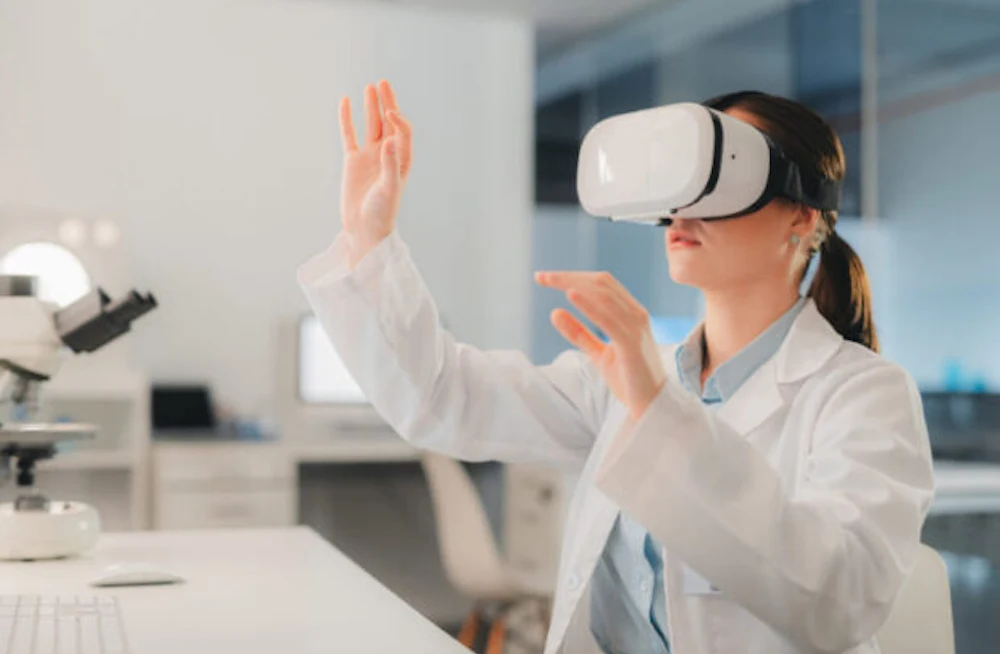 The Role of Virtual Reality in Transforming Healthcare Training