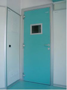 Swinging door / radiation shielding / hardwood / with glass panel Cablas Swinging door / radiation shielding / hardwood / with glass panel Cablas