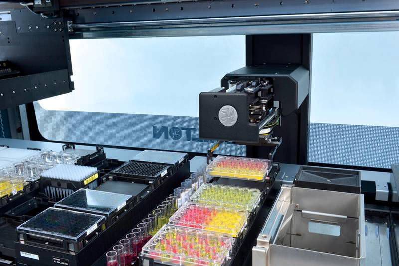 Laboratory liquid handling robotic workstation VANTAGE Hamilton Company Laboratory liquid handling robotic workstation VANTAGE Hamilton Company