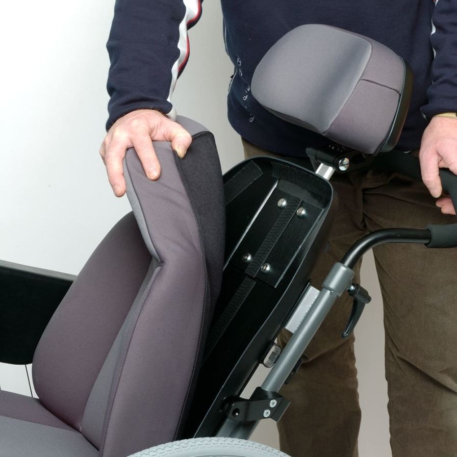 Passive wheelchair / reclining / bariatric Cirrus 4 Handicare Passive wheelchair / reclining / bariatric Cirrus 4 Handicare