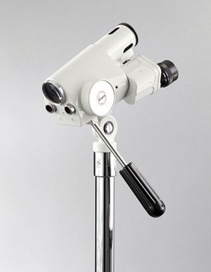 Binocular colposcope / mobile 1E LED Light Leisegang Feinmechanik Optik Binocular colposcope / mobile 1E LED Light Leisegang Feinmechanik Optik