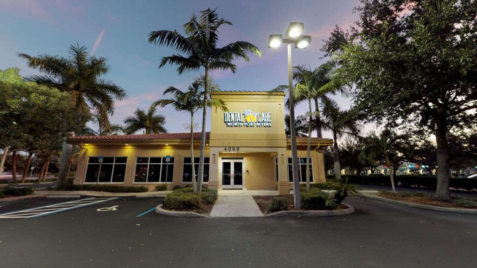 Dental Bridges in Fort Myers, Naples and Bonita Springs, FL - Dental Crown  in an Hour