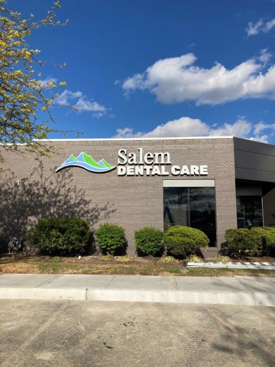 Cosmetic Dentist In Salem Virginia Beach Virginia VA