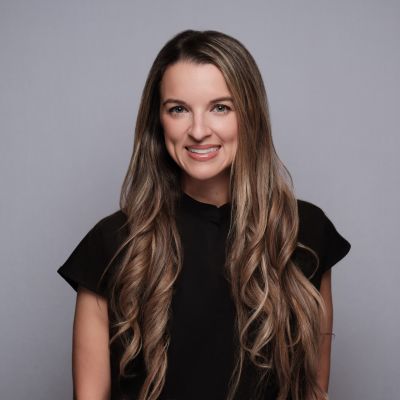 Mariely M Santos, DDS