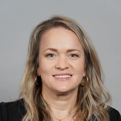 Wendi R Clanton, DMD