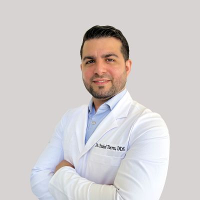 Yaniel Torres, DMD