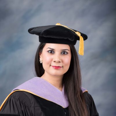 Srishti Manocha, DDS
