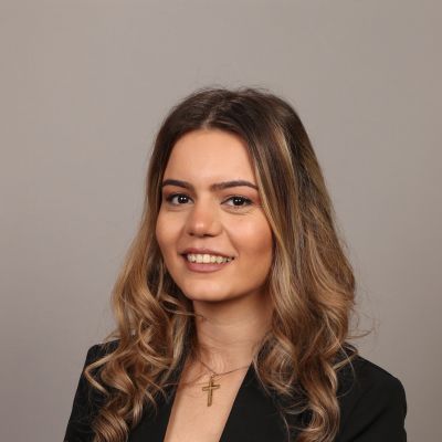 Arpeneh Narsisian, DMD