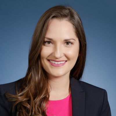 Mavi Cruz, DMD