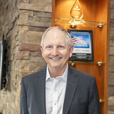 Richard J Wallace, DDS