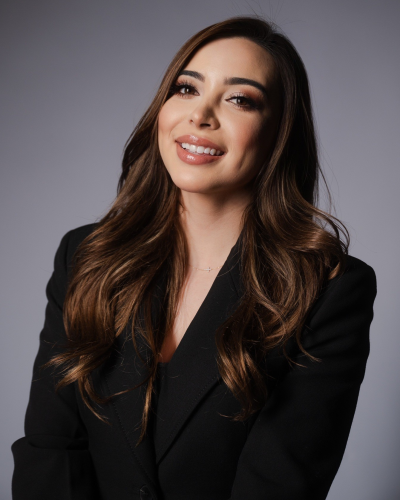 Paola Olivares Carzoli, DMD