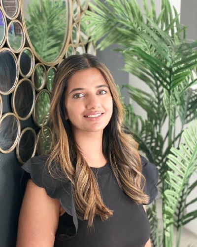 Meenali Khare, DDS