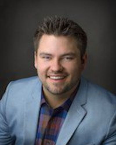 Jesse T Varoz, DDS
