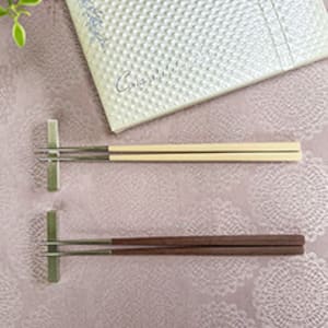 クチポール KUBE ブラウンシルバー／アイボリーシルバーお箸セットペア＋キラキラHAPPYBOX電報プレシャスホワイト