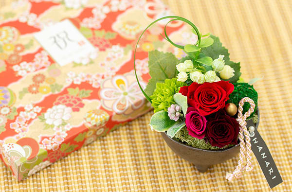 〈HANARI〉花毬 レッド+和風HAPPYBOX電報 花手鞠 茜
