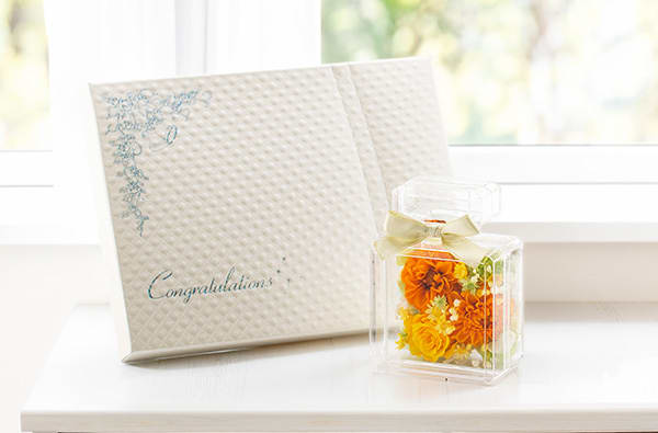 Rosary フラワーボトル サニーオレンジ＋キラキラHAPPYBOX電報プレシャスホワイト