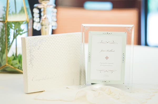 キラキラガラスフォトフレーム＋キラキラHAPPYBOX電報プレシャスホワイト