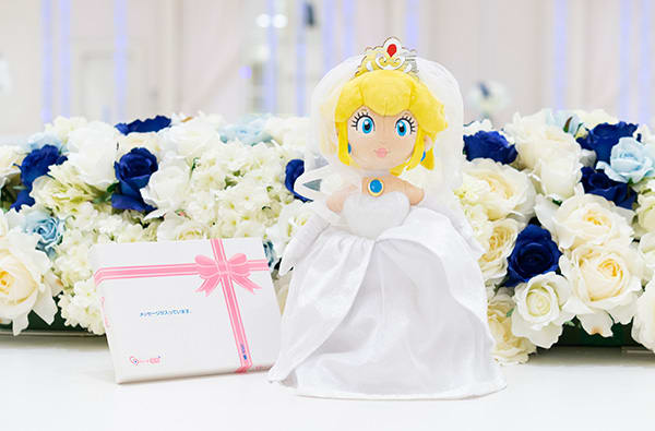 ピーチ姫 ウェディングぬいぐるみ+ドキドキHAPPYBOX電報