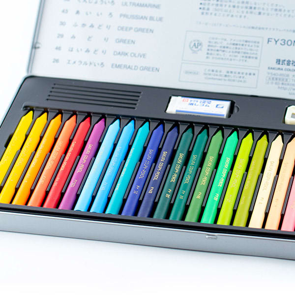 〈サクラ〉クーピーペンシル30色 カラーオンカラー＋ドキドキHAPPYBOX電報