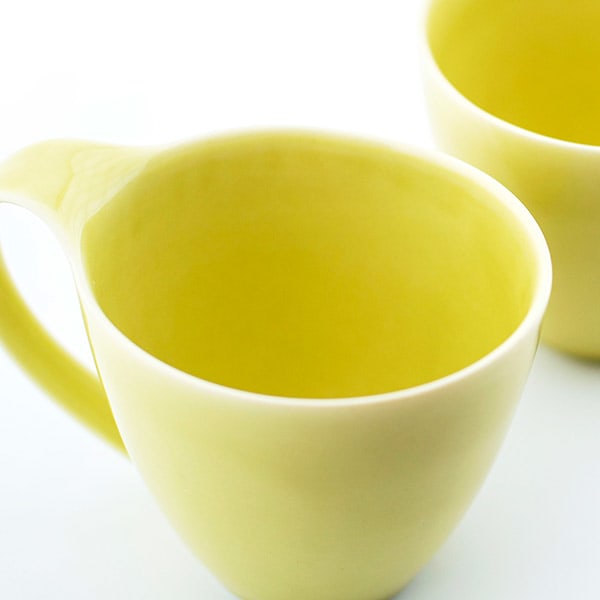 〈ポトペリー〉ヴォーグ ペアコーヒーカップ＋キラキラHAPPYBOX電報ショコラ