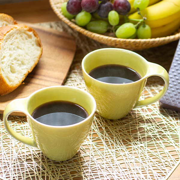 〈ポトペリー〉ヴォーグ ペアコーヒーカップ＋キラキラHAPPYBOX電報ショコラ