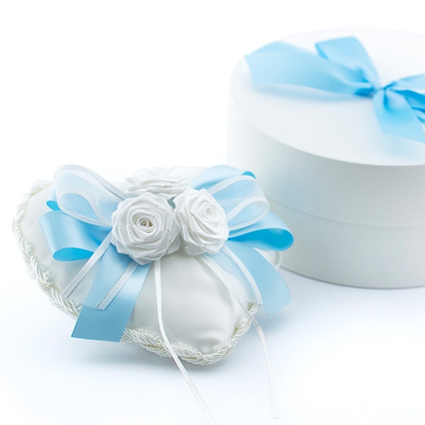 〈RIBBON LOVERS〉リボンローズリングピロー＋キラキラHAPPYBOX電報プレシャスホワイト