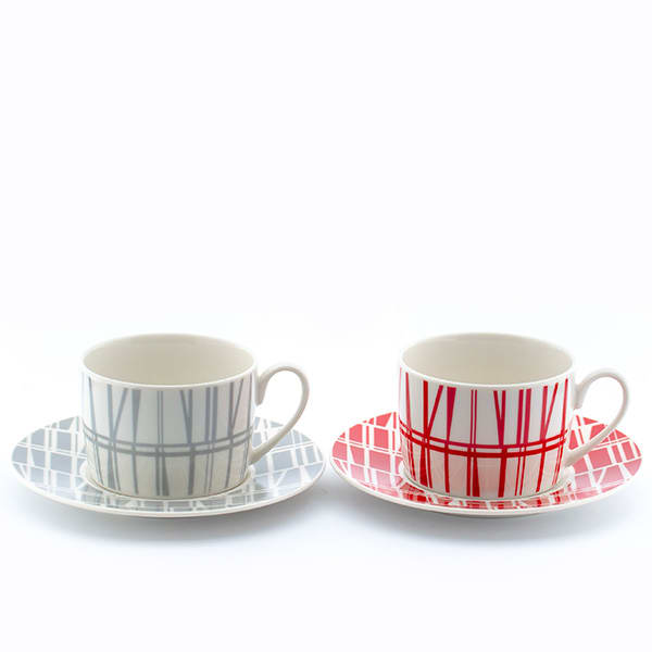 〈フィンレイソン〉カップ＆ソーサーペアセット＋キラキラHAPPYBOX電報ショコラ