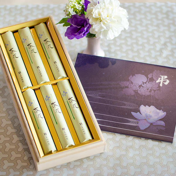 お悔やみ電報 蓮 少煙のお線香（桐箱入り）お供えセット