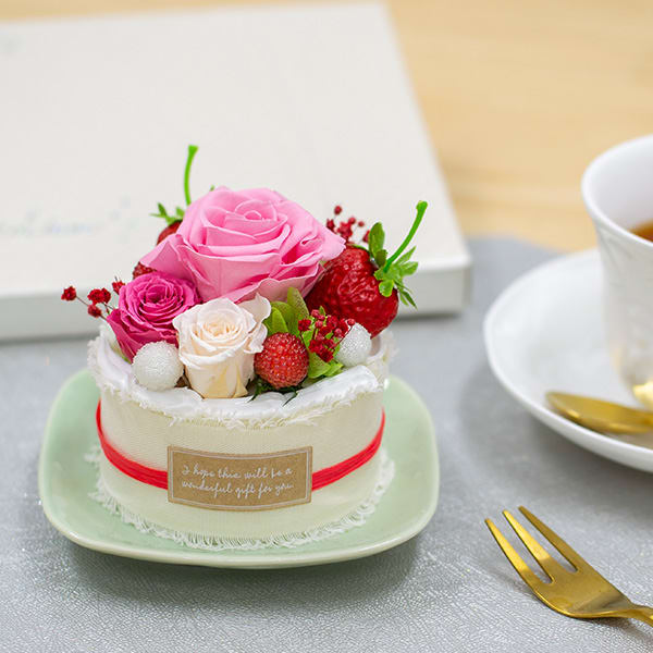 プティガトー（いちご）＋キラキラHAPPYBOX電報プレシャスホワイト