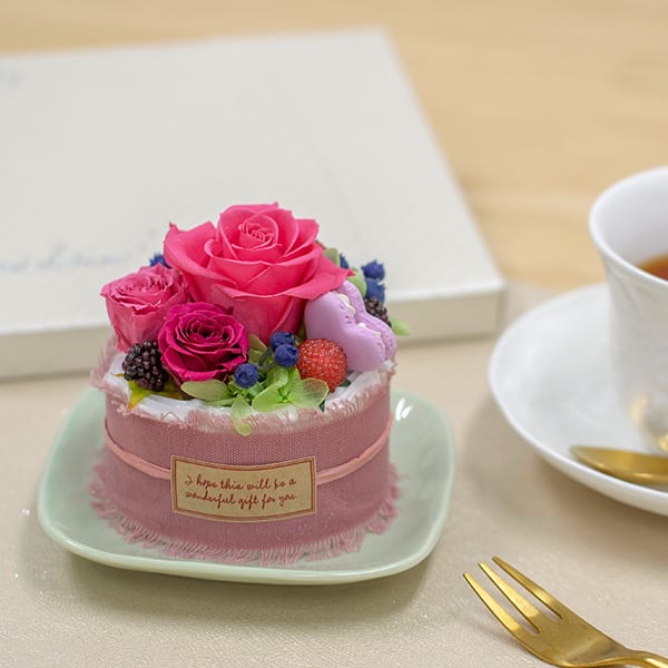 プティガトー（ベリー）＋キラキラHAPPYBOX電報プレシャスホワイト