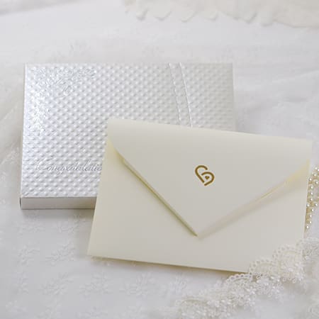 【母の日】キラキラHAPPYBOX電報プレシャスホワイト