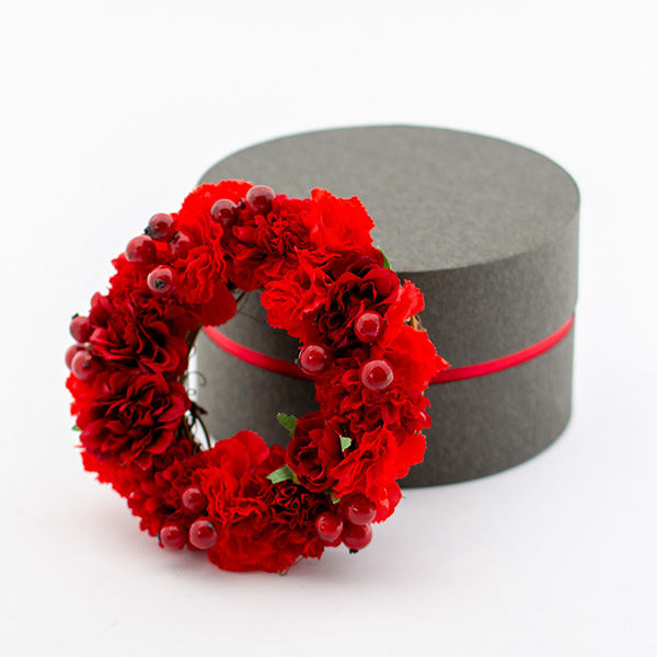 アートフラワー フラワーリースボックス（レッド）＋キラキラHAPPYBOX電報プレシャスホワイト