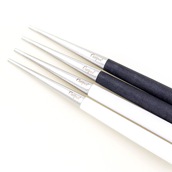 クチポール GOA ブラックシルバー／ホワイトシルバーお箸セットペア＋キラキラHAPPYBOX電報プレシャスホワイト