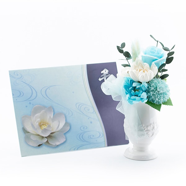 お悔やみ電報 追悼 ソープフラワー供花アレンジ（ライトブルー）