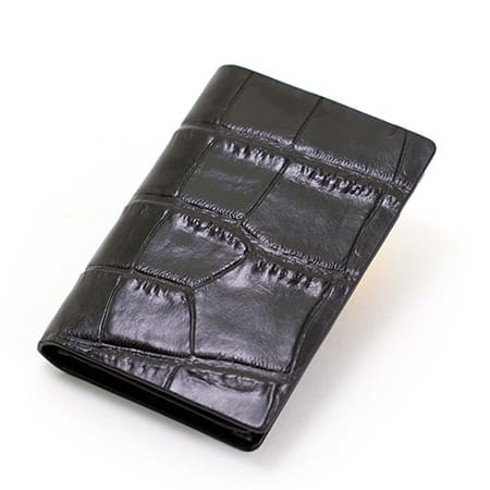 名刺約50枚収納可能な大容量