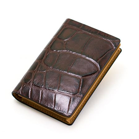 名刺約50枚収納可能な大容量