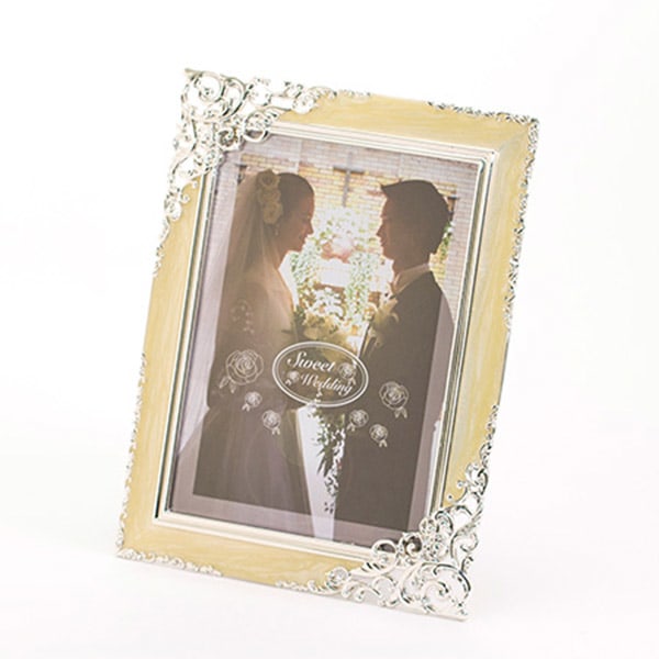 繊細な装飾が美しい