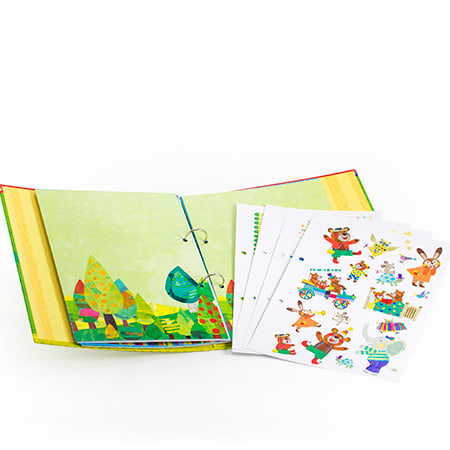 イラストがはいったギフトボックス付きです