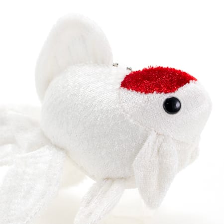 頭の赤が印象的です