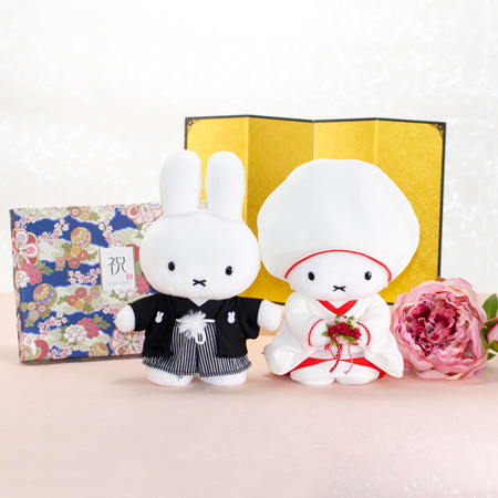 ミッフィーの家紋入りです。