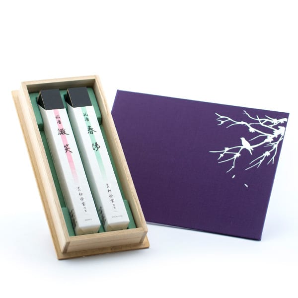 松栄堂の高級線香「春陽」「微笑」