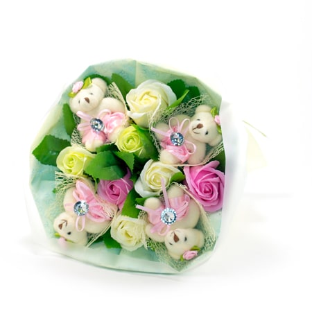 ちっちゃなくまのマスコットが花束になっています。