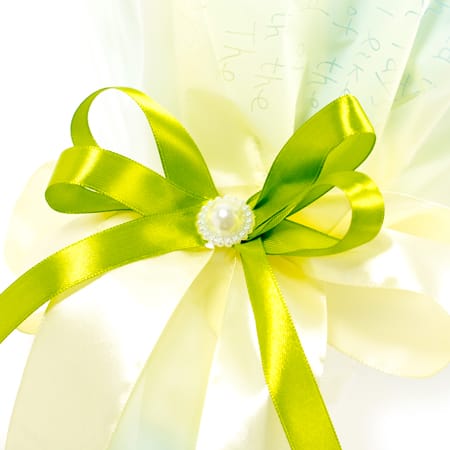 ちっちゃなくまのマスコットが花束になっています。