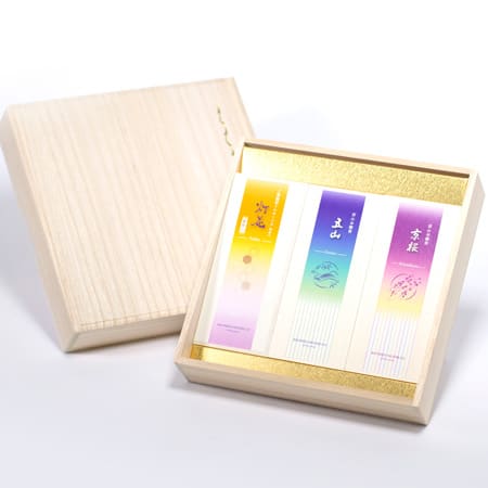 京線香「五山・京桜・灯花 蜜蝋入り」桐箱セット