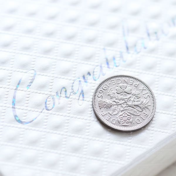 オレンジのリボンつきのカードタイプパッケージ