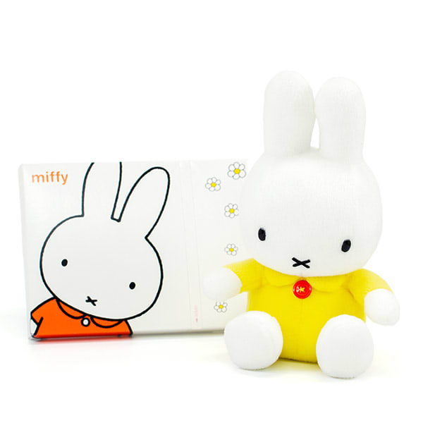 ミッフィー ぬいぐるみ（イエロー）